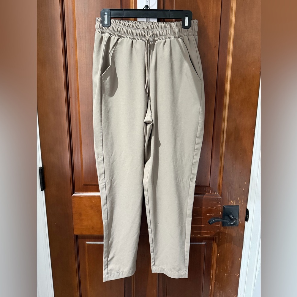 All in Motion Women’s Beige Joggers